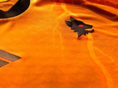 AS Roma revelou o impressionante uniforme laranja fora de casa para 2025/26