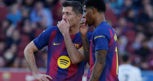 Robert Lewandowski abandona a dica ‘conversaremos em breve’ e pressiona o drama em Barcelona
