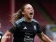 O Tottenham está perseguindo a atacante do Aston Villa, Kirsty Hanson