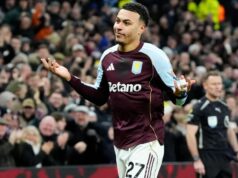 Rodgers deu ao Aston Villa a liderança contra o Liverpool