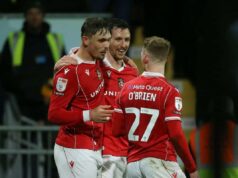 A estrela do Wrexham pediu a retomada dos play-offs do campeonato