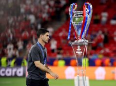 Arteta acredita que o Arsenal deveria ter recebido um pênalti