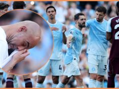 Guardiola e Bernardo Silva se abraçam