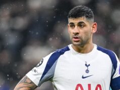 Tottenham pronto para vender Cristian Romero ao gerente de transferências do Atlético de Madrid