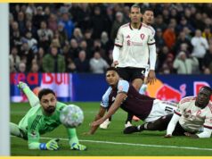 Liverpool ‘quebrado’ apĂłs revĂ©s do Villa: Ray Houghton