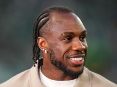 A lenda do West Ham United, Michail Antonio, é exclusivo: ‘Falei com alguns clubes desde que deixei o Catar, mas acho que é possível me aposentar – estou avaliando as coisas, tomarei uma decisão em meados ou no final de junho’