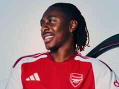 Assista ao vídeo e veja fotos dos vencedores da Premier League, incluindo Eberechi Eze e Martin Odegaard, novo design de camisa, preço da camisa, como comprar tira