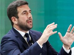 Rival de Florentino Perez concorrerá