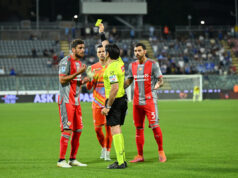 O jogador do Cremonese foi suspenso severamente por 4 partidas por insultar o árbitro