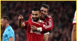 Arne Slat revela o plano de Salah antes do confronto com o Aston Villa