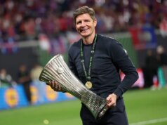 Bayer Leverkusen em negociações avançadas com Oliver Glasner