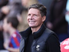 O técnico critica o Spurs pela contratação e parabeniza o Arsenal