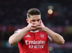 Gyokeres não se importa se o Arsenal vencer o campeonato dentro ou fora de campo