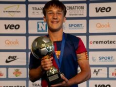 Oficial: Barcelona garante renovação da joia do meio-campo La Masia, de 16 anos