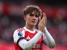 Quando Max Dowman poderá entrar no vestiário do Arsenal?