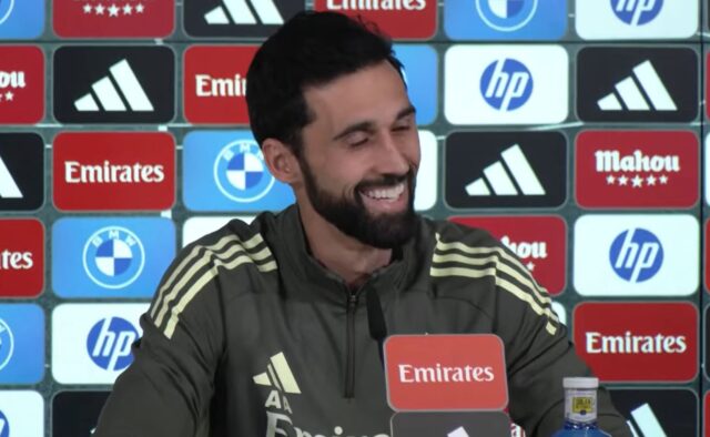 Pasted-into-Alvaro-Arbeloa-presented-as-new-Real-Madrid-manager.jpg