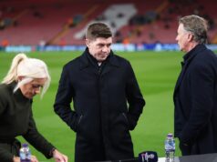 “Coloque o pé nisso” Steven Gerrard critica Eze por seu pênalti