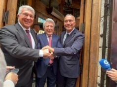 O presidente do Barcelona, Joan Laporta, está confiante antes do verão