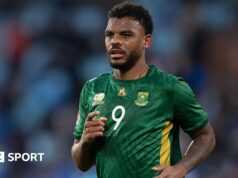 Copa do Mundo de 2026: Lyle Foster, atacante do Burnley, incluído na seleção sul-africana