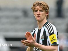 Anthony Gordon: Barcelona revela atacante da Inglaterra após transferência de mais de £ 69 milhões do Newcastle