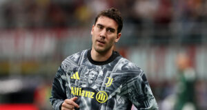 Clube espanhol desconhecido quer que Vlahovic deixe a Juventus