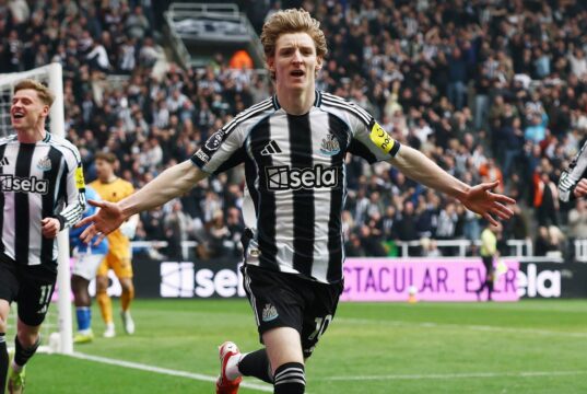 Newcastle se esforça para contratar estrela ‘explosiva’ de £ 34 milhões