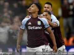 Aston Villa 4-2 Liverpool: Pontos de discussão enquanto a equipe de Emery garante a qualificação para a Liga dos Campeões antes da final da Liga Europa