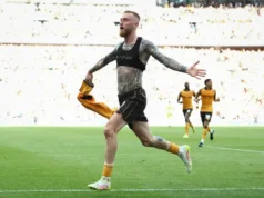 A final do play-off do campeonato terminou com um drama tardio em Wembley, na decisão da Premier League.