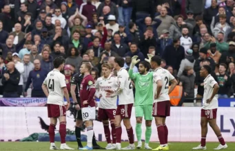 Uma agenda para garantir que o Arsenal conquiste o título? Ou evitar que os Spurs sejam empurrados?