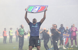 Barcelona, Liverpool e Real Madrid olham para Inter Dumfries