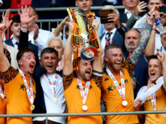 Hull City faz história nos play-offs do campeonato e é promovido à Premier League