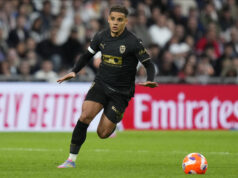 Wolves são favoritos para contratar zagueiro do Bournemouth