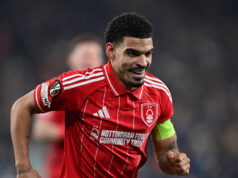Nottingham Forest enfrenta o calor do verão, pois a estrela pode permanecer em meio a mudanças