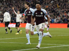 Aston Villa vence Liverpool e garante retorno à Liga dos Campeões