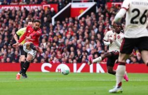 Análise de como Mateusz Cunha desafia as expectativas de gol e seu papel na ala esquerda do United é um craque regular
