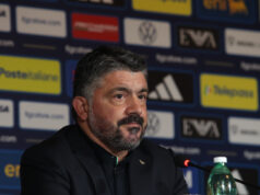 Duas equipes contratam novos treinadores, Napoli e Milan continuam em busca