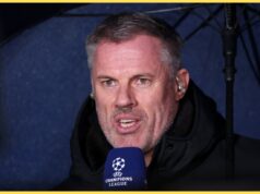 Carragher começou a chorar com a contratação do Liverpool após a derrota do Villa