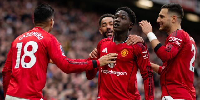 kobbie-mainoo-the-answer-in-man-utd-midfield-scaled.jpg