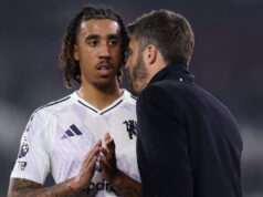 Lenny Yoro: Carrick encontra um novo papel surpreendente para o francês – notícias do Man United e notícias de transferência
