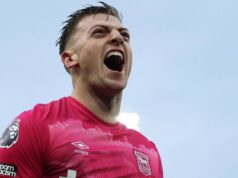 Ipswich e Coventry City devem lutar para contratar “Kane Regen” do Tottenham