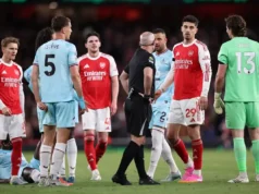 A confusão do lance de bola parada da PGMOL e da Premier League era totalmente previsível