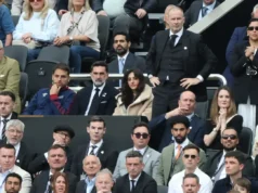 Os proprietários do Newcastle United anunciaram o compromisso logo após o final da temporada