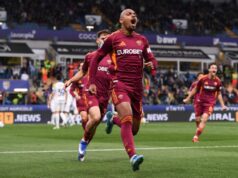 Mullen assina permanentemente com a Roma até 2030