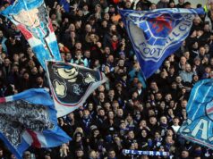 Rangers lançam abordagem para vencer Derby County e Blackburn como defensor de 6 pés 4