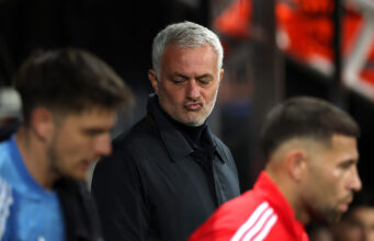 José Mourinho está pressionando o Real Madrid para perseguir o principal alvo do Barcelona