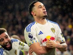 Leeds mantém negociações para contratar o atacante de 154 gols
