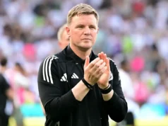 Eddie Howe dá sua reação ao fato de Evan Javon concordar em assinar pelo Newcastle United