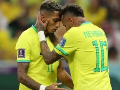 Raphinha, craque do Barcelona, faz videochamada para Neymar enquanto dupla é eleita para representar o Brasil na Copa do Mundo (Vídeo)