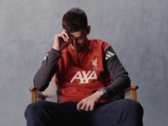 (VÍDEO) Robertson ficou emocionado após ler mensagens de familiares