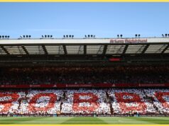 (VÍDEO) Filha de Andy Robertson canta com YNWA em Anfield